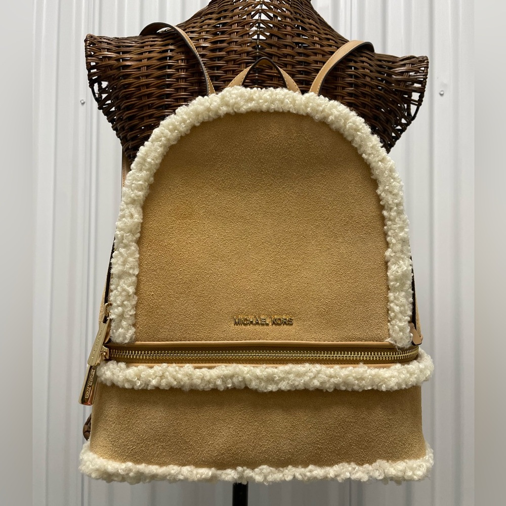 NWT MICHAEL KORS Rhea Medium Suede and Faux Shearling BackpackPeanut